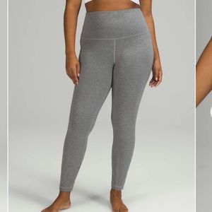 Lululemon Wunder Lounge Super-High-Rise Tight 28" sz 4